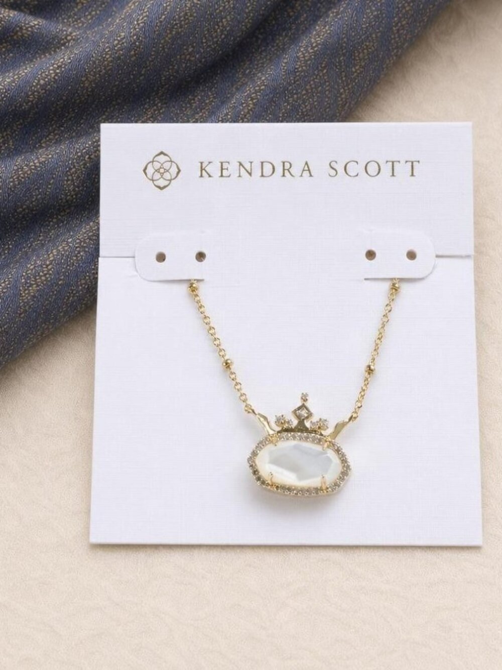 Kendra Scott Disney Elisa Princess Courageous Pendant Necklace